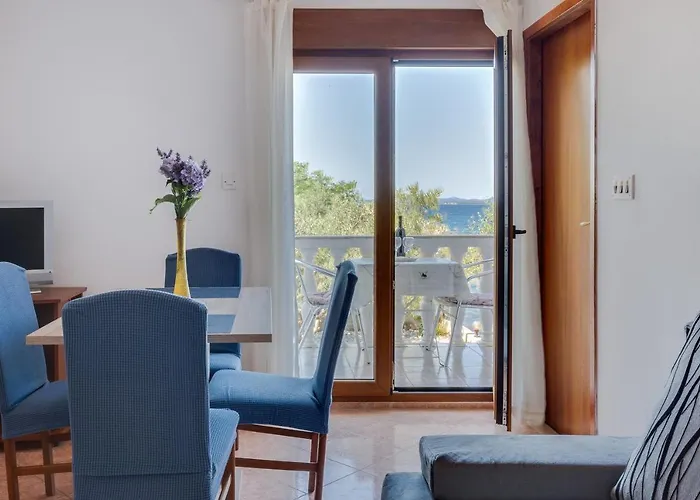 Apartmán Family Friendly Seaside Kozino, Zadar - 5756 Petrcane