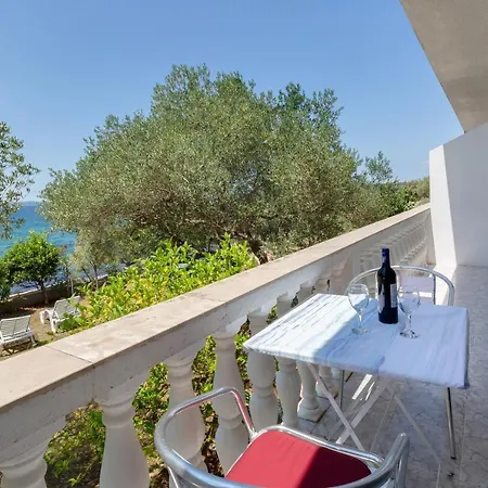 Family Friendly Seaside Kozino, Zadar - 5756 Apartament