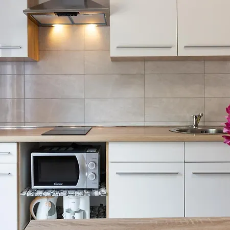 Family Friendly Seaside Kozino, Zadar - 5756 Apartment Petrčane