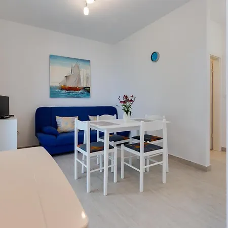 Family Friendly Seaside Kozino, Zadar - 5756 Apartment