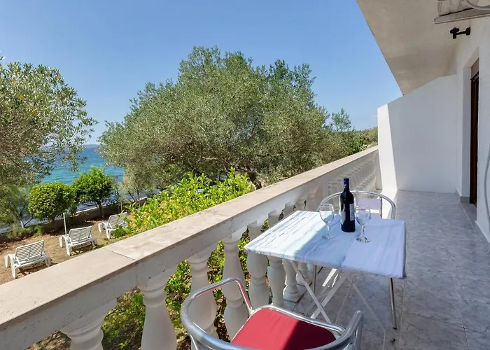 Family Friendly Seaside Kozino, Zadar - 5756 Appartement